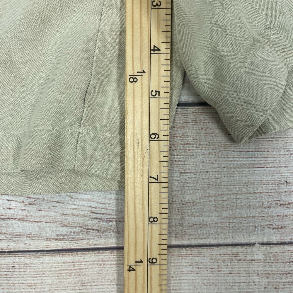 Men’s Tommy Bahama Shorts - Picture 7 of 7